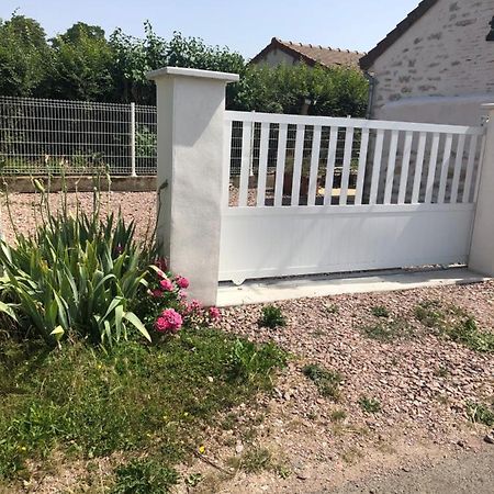 Studio 11M2 Magny-Cours Bagian luar foto